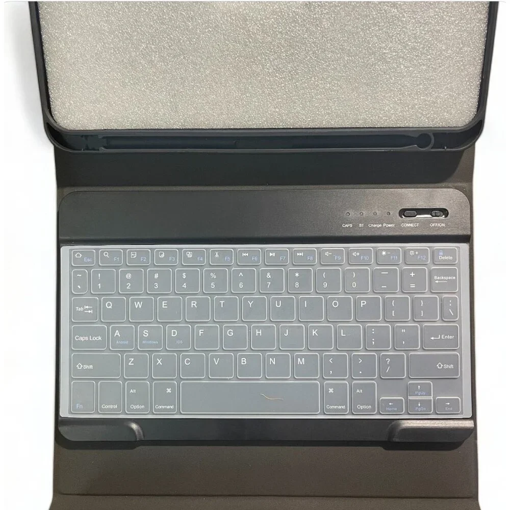 Keyboard Case for Apple iPad 2022 10.9, Wireless, USB Charging Cable, New